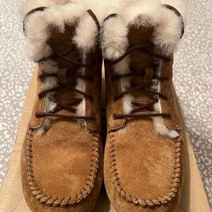 Ugg snow boots